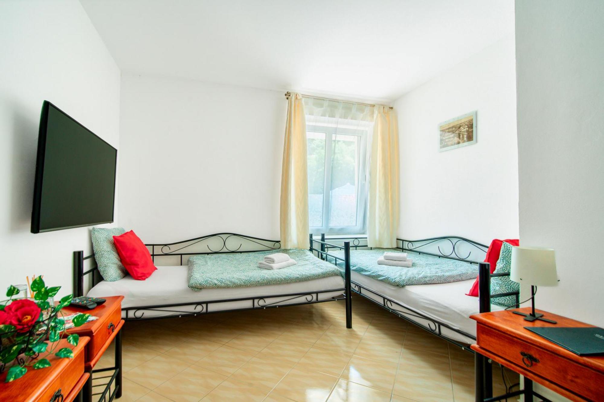 Chocerady Hotel Ostende מראה חיצוני תמונה