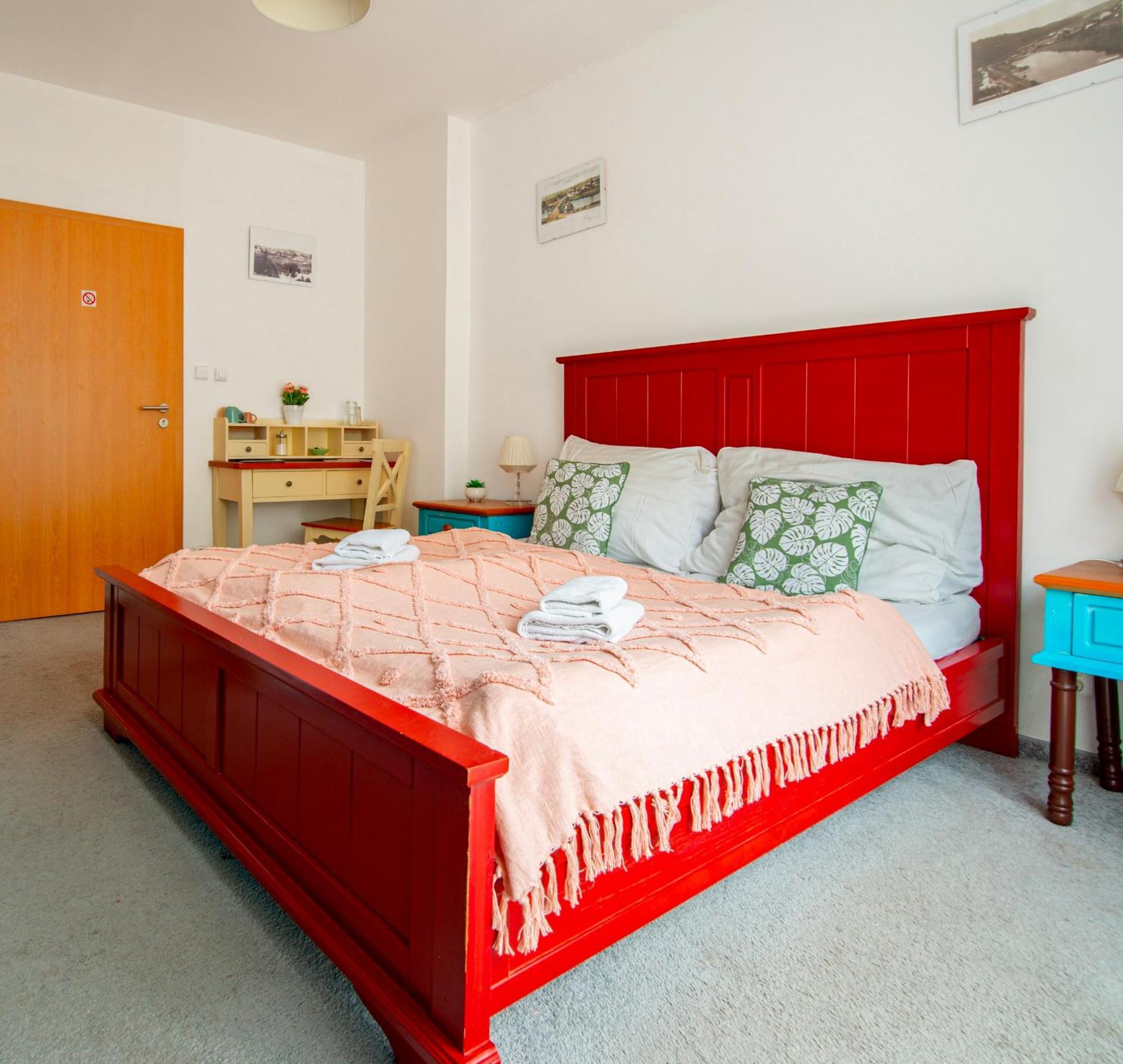 Chocerady Hotel Ostende מראה חיצוני תמונה